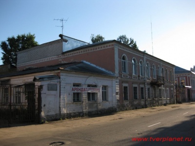 Городская усадьба. Набережная Степана Разина, д.19